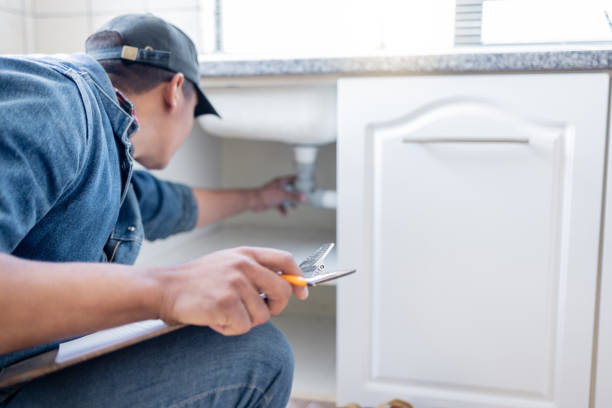 Best Emergency Plumber  in Golden Shores, AZ